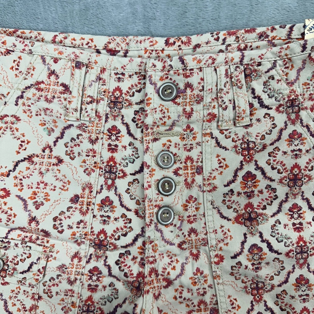 Anthropologie Pilcro The Wanderer Shorts Rose Tyrie Floral Button Fly 28 NEW - Picture 2 of 10